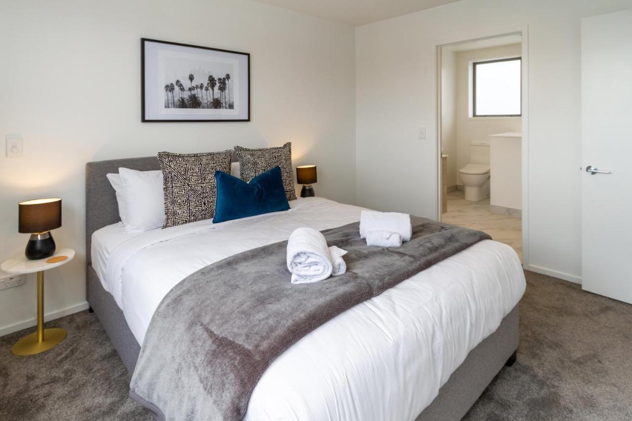 Upper Riccarton Dream - 2 Bed 2 Bath W/Carpark Lejlighed Christchurch Eksteriør billede