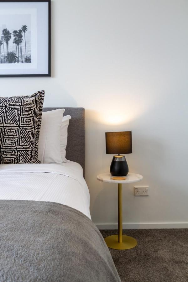 Upper Riccarton Dream - 2 Bed 2 Bath W/Carpark Lejlighed Christchurch Eksteriør billede