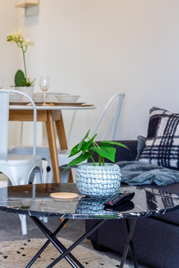 Upper Riccarton Dream - 2 Bed 2 Bath W/Carpark Lejlighed Christchurch Eksteriør billede