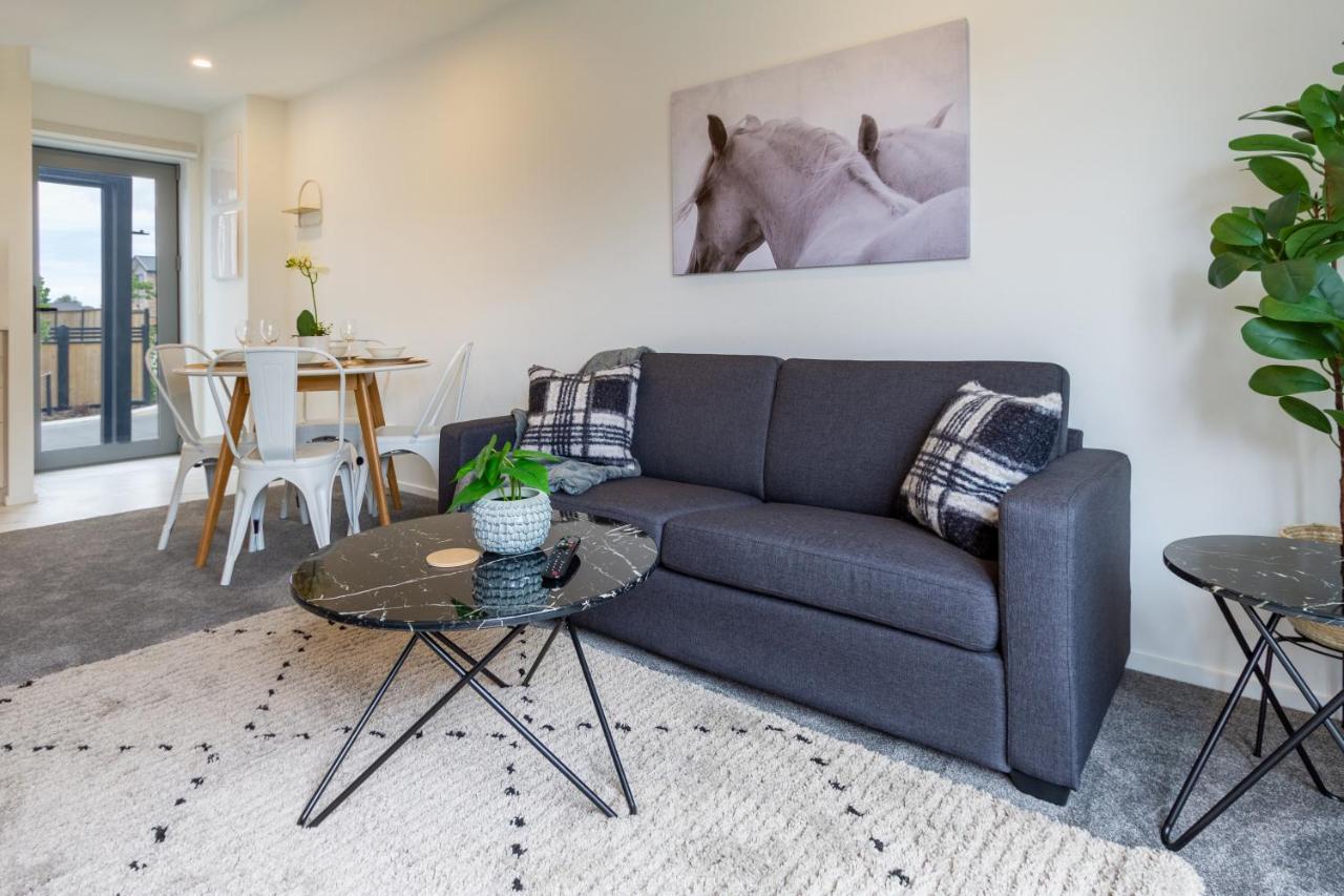 Upper Riccarton Dream - 2 Bed 2 Bath W/Carpark Lejlighed Christchurch Eksteriør billede