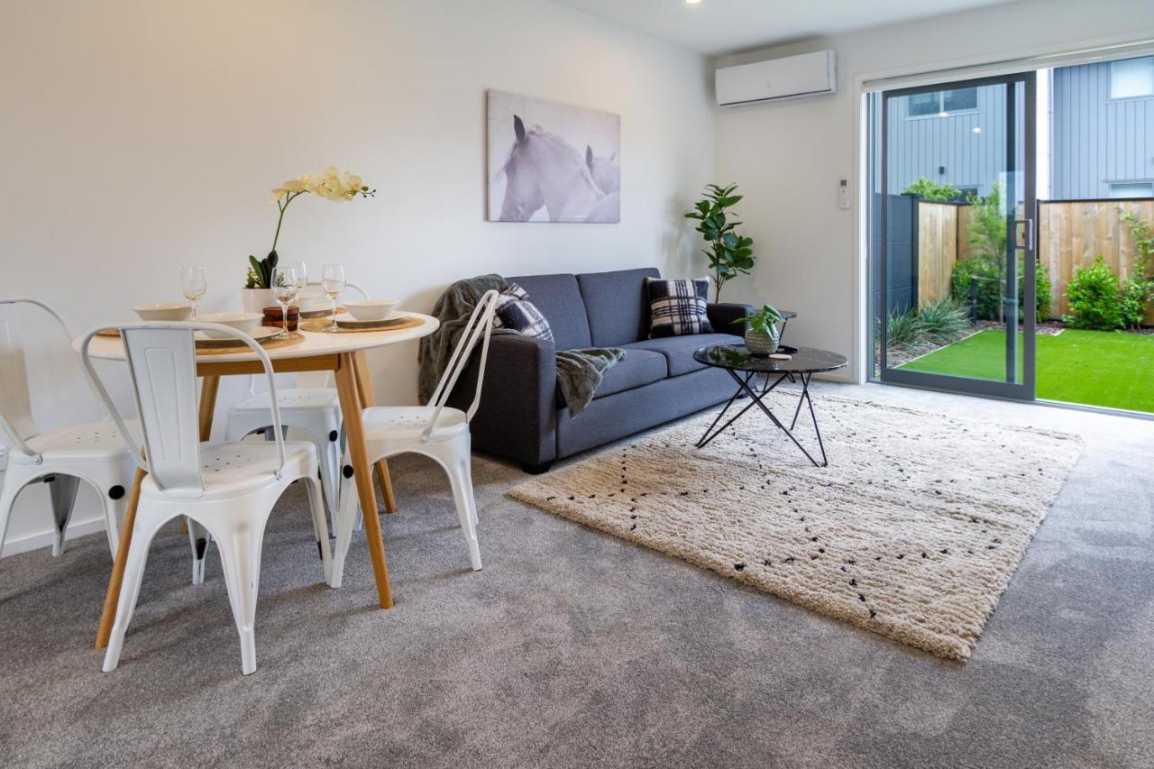 Upper Riccarton Dream - 2 Bed 2 Bath W/Carpark Lejlighed Christchurch Eksteriør billede